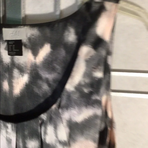 H&M Pink and Gray dress - Picture 6 of 11